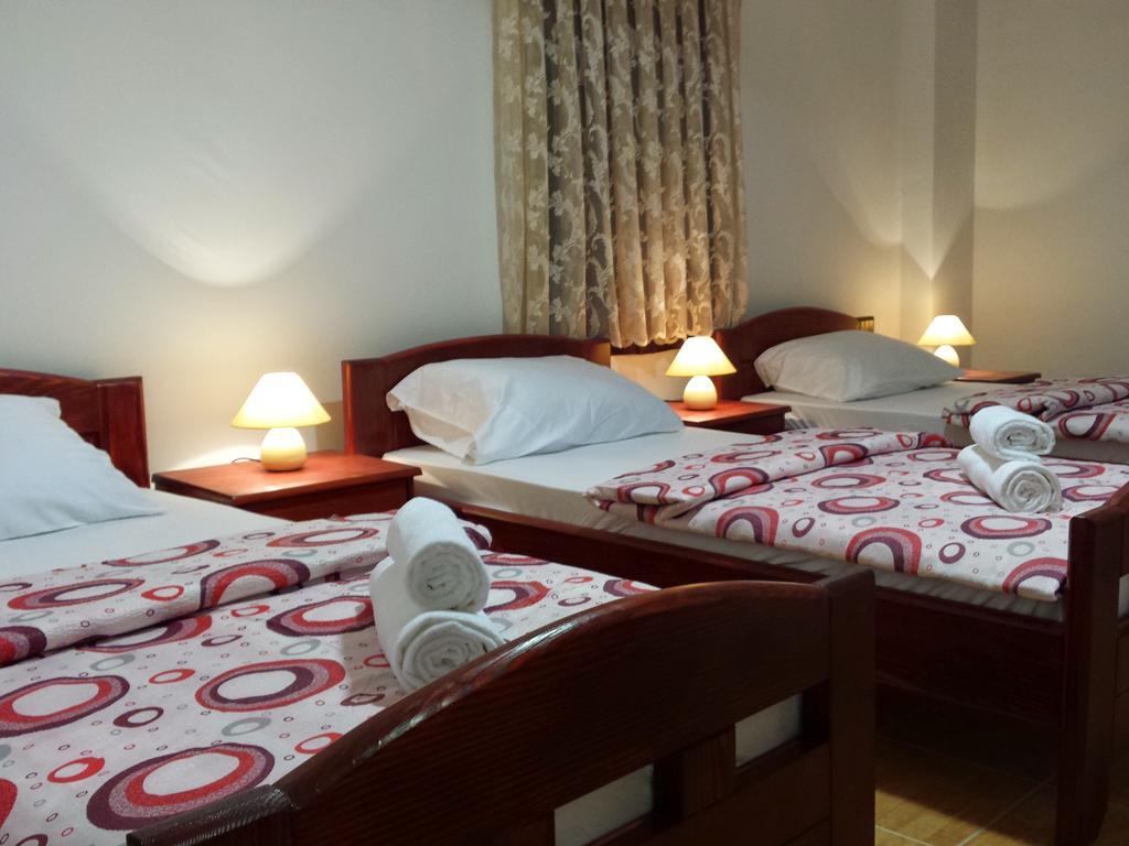 Hotel Old Bazaar Skopje Quarto foto